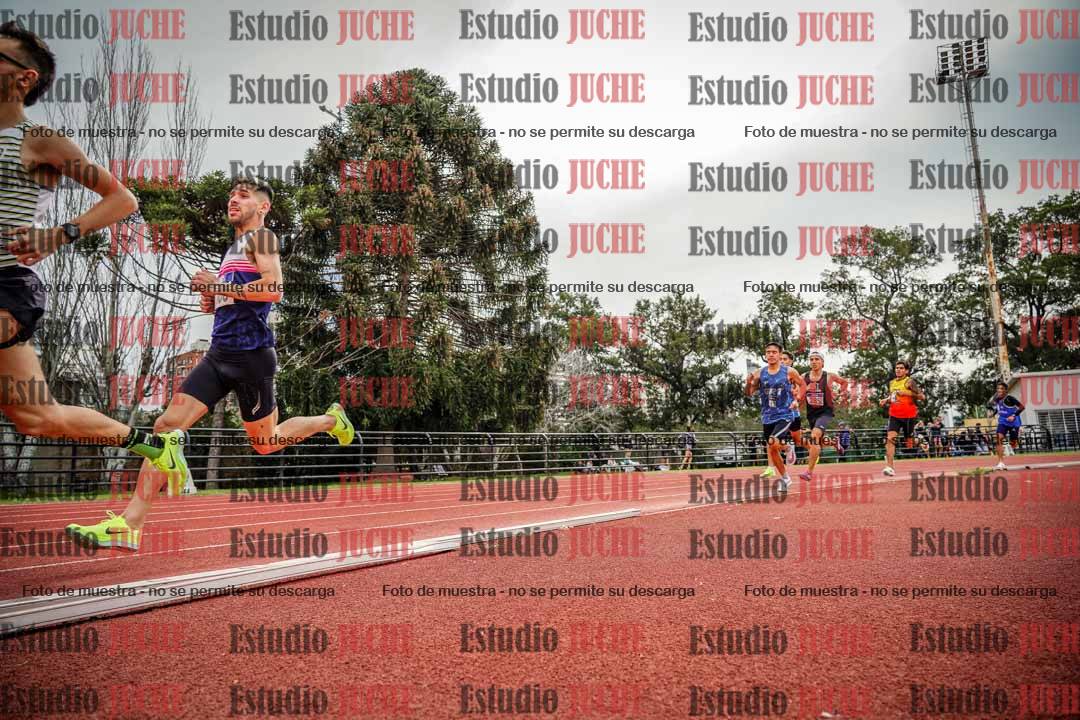 Fotos de los 1500 m llanos de varones