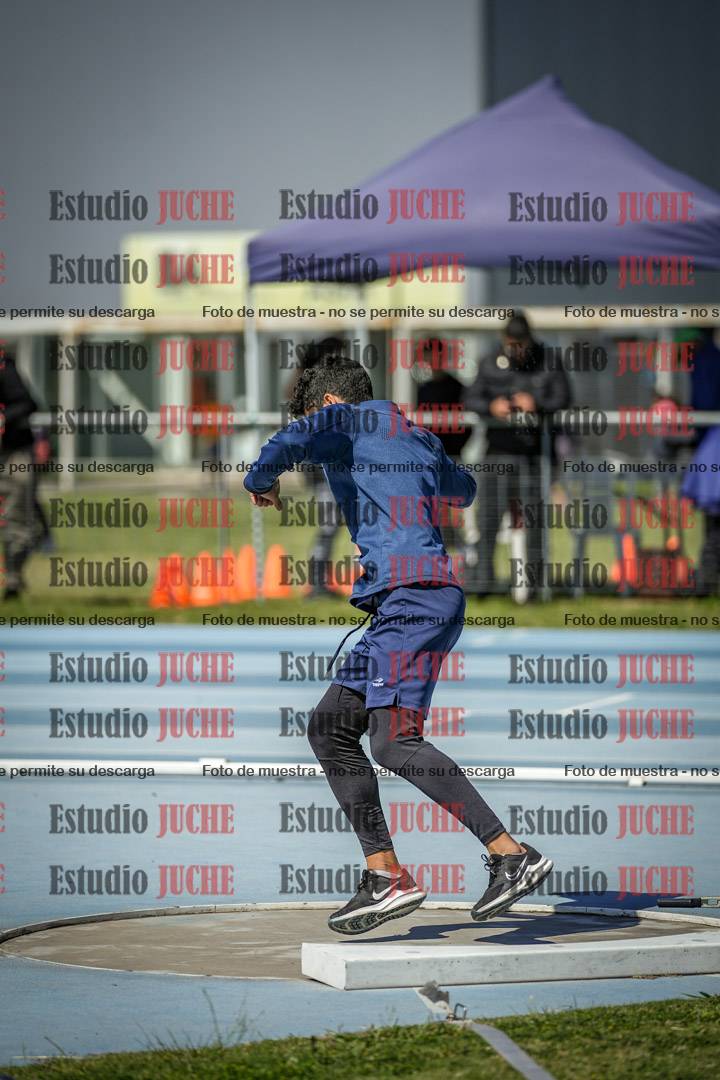 Fotos del lanzamiento de bala de varones