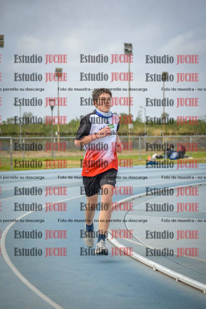 Fotos de los 600 m llanos de varones