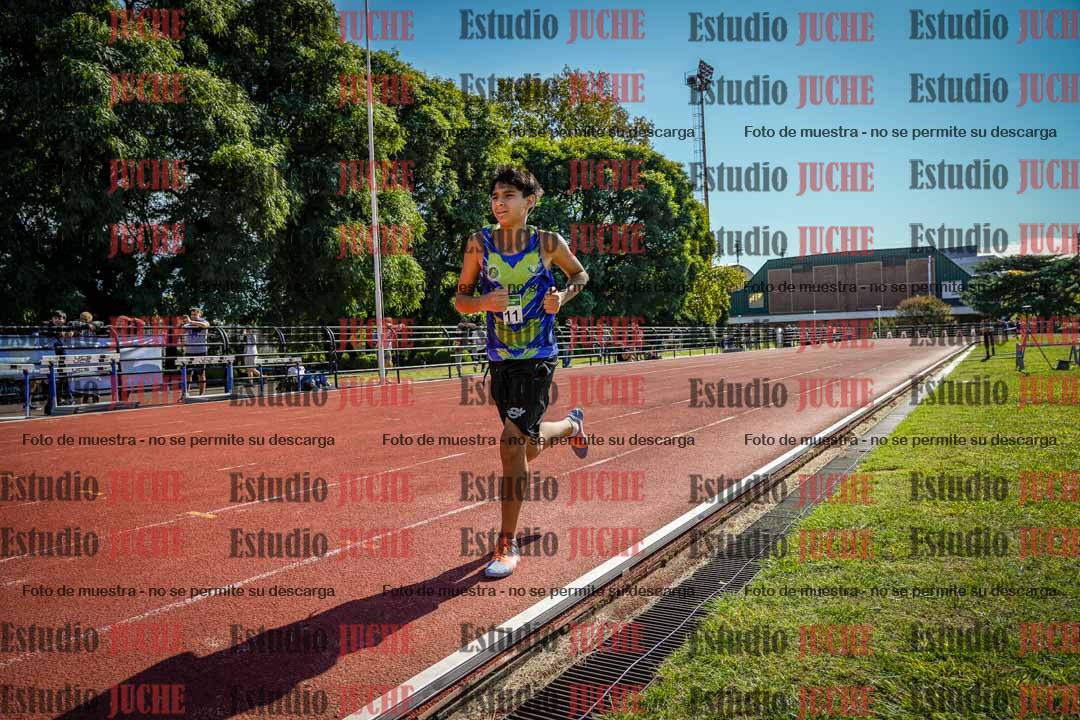 Fotos de los 2400 m de varones