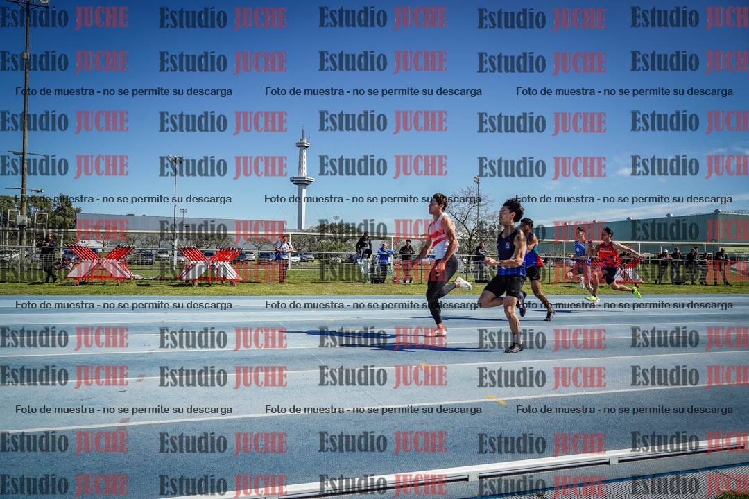 Fotos de los 100 m llanos de varones
