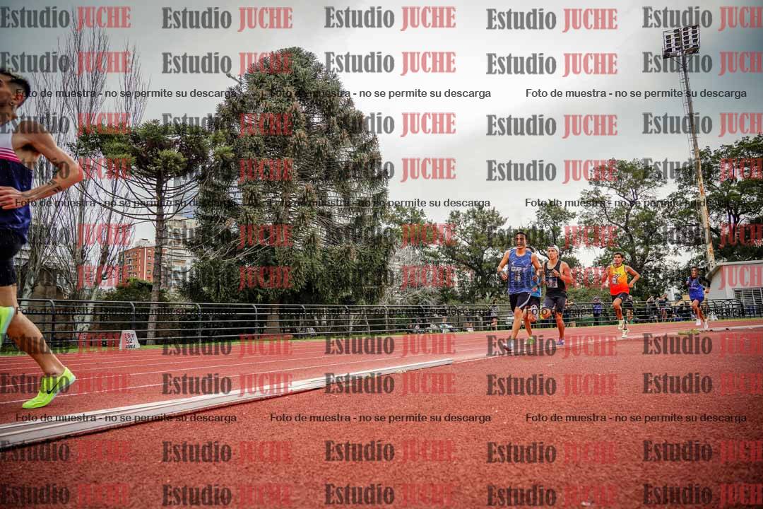 Fotos de los 1500 m llanos de varones