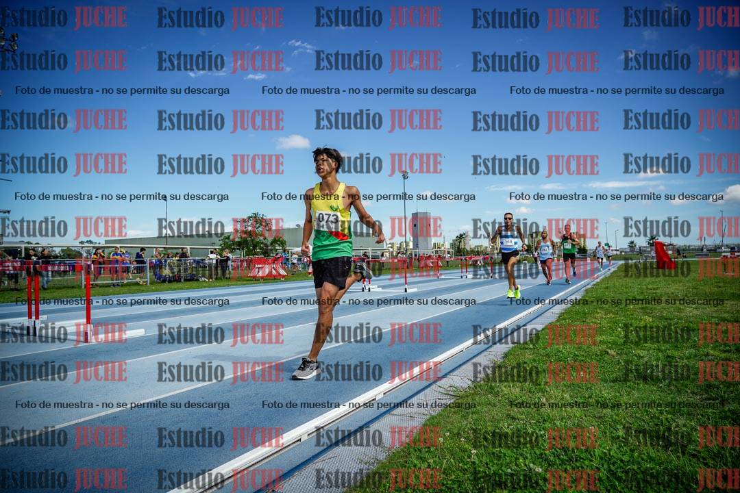 Fotos de los 1000 m llanos de varones