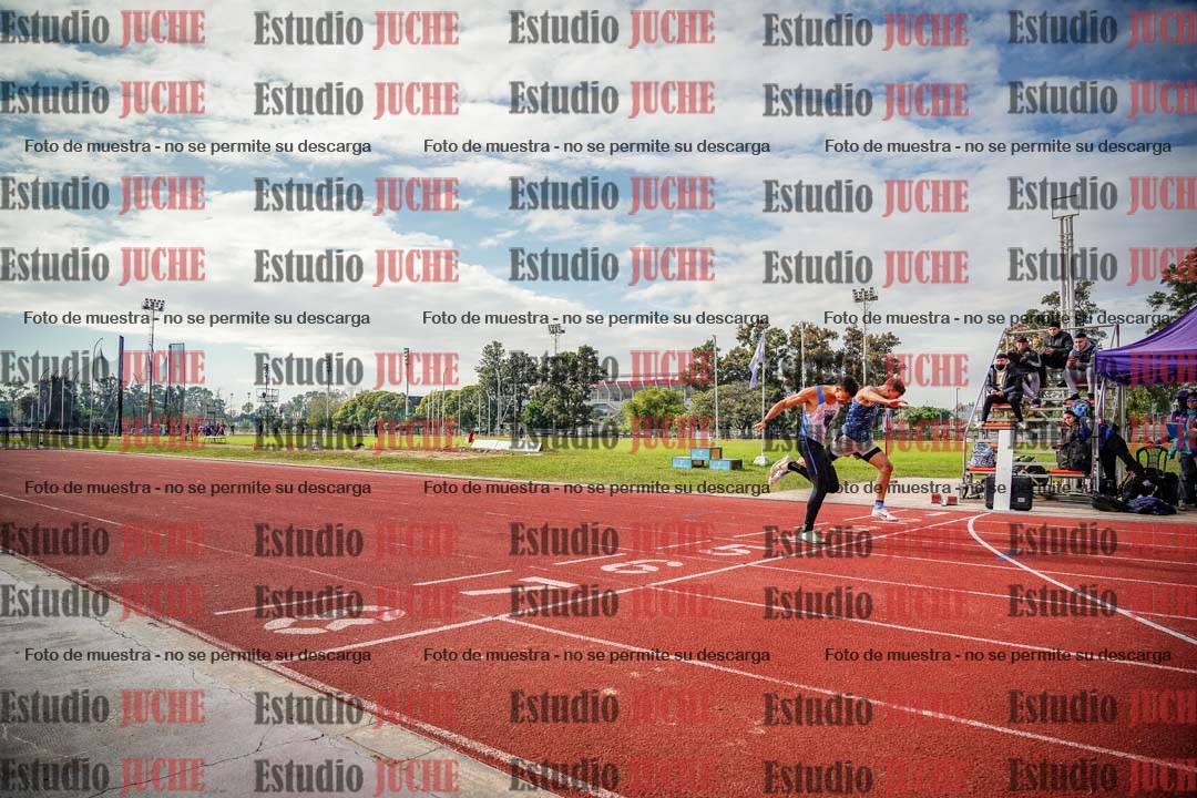Fotos de los 400 m con vallas de varones