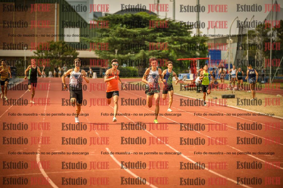 Fotos de los 400 m llanos de varones