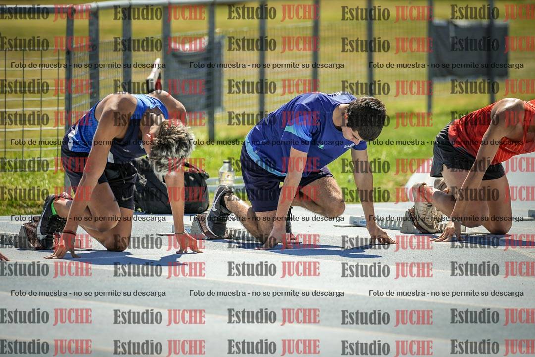 Fotos de los 110 m con vallas de varones - serie 1