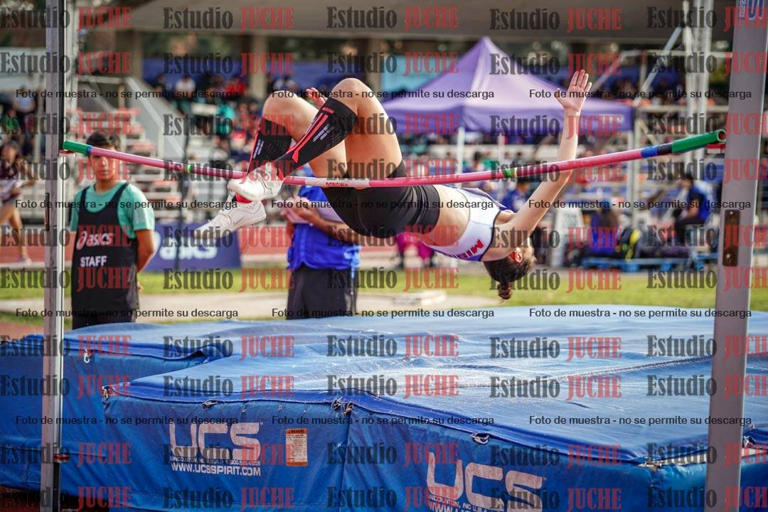 Fotos del salto en alto de mujeres