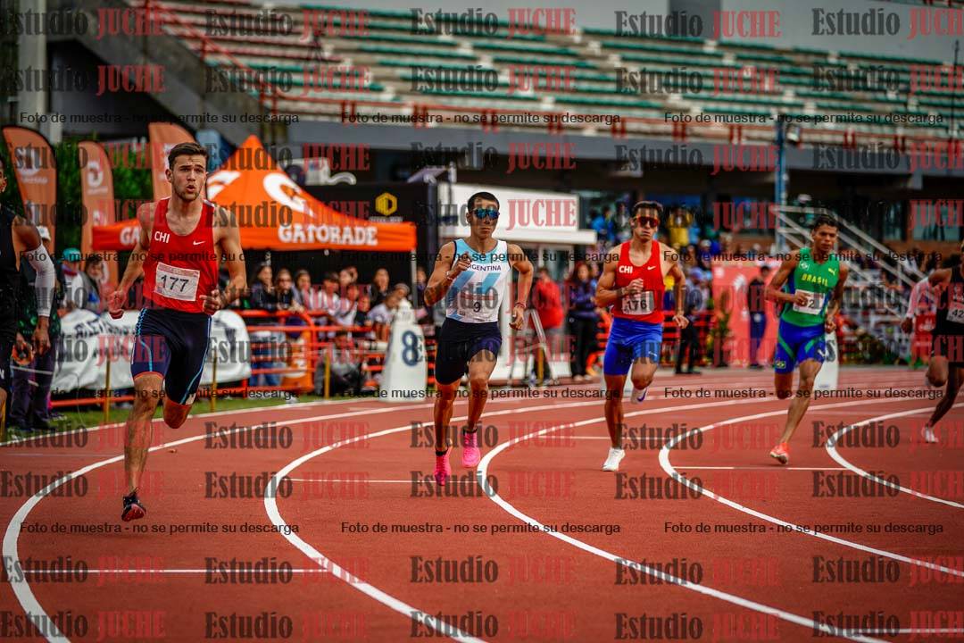 Fotos de los 800 m llanos de varones - FINAL