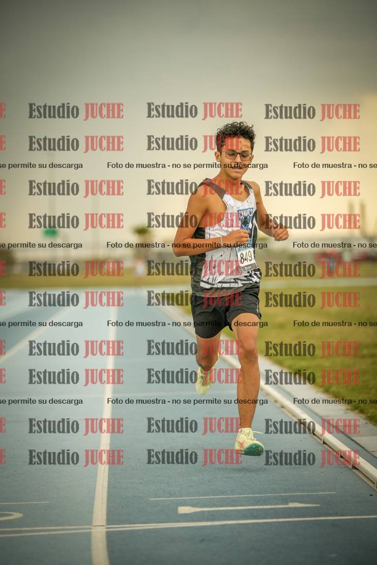 Fotos de los 600 m llanos de varones