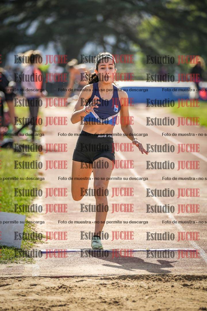 Fotos del salto en largo de mujeres - incluye U16
