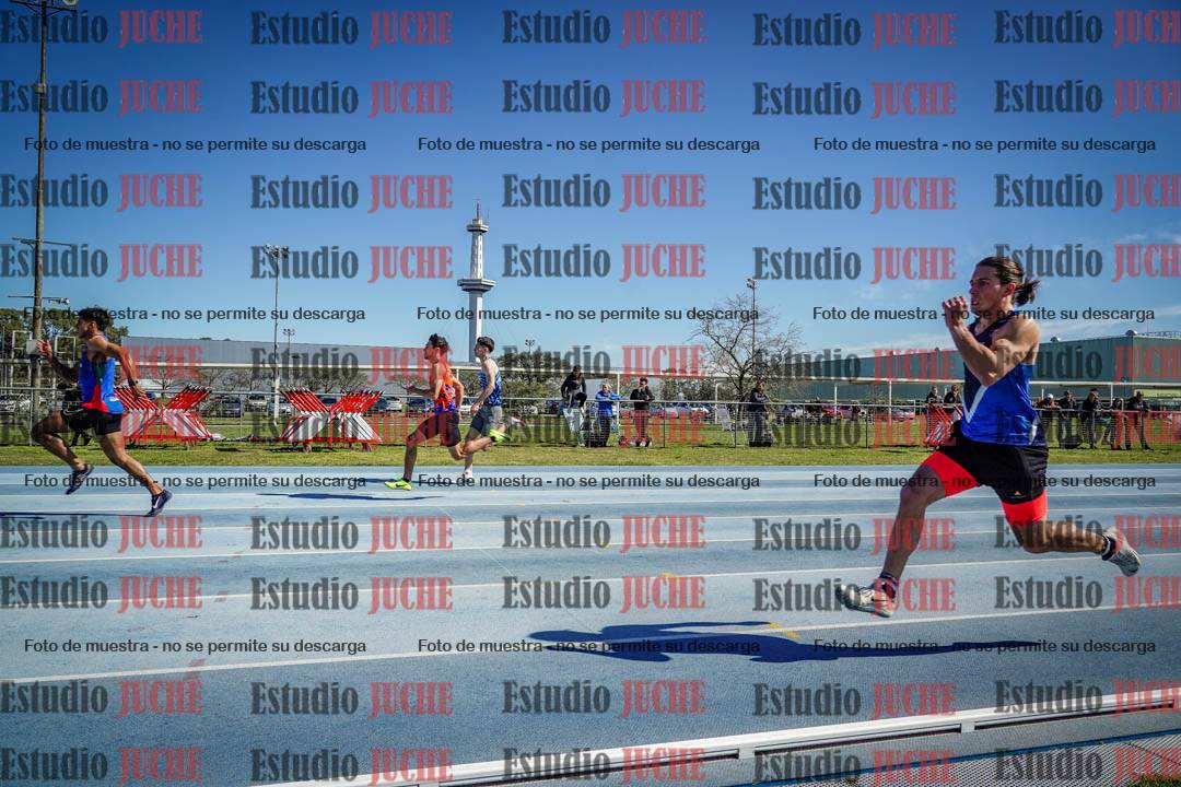 Fotos de los 100 m llanos de varones