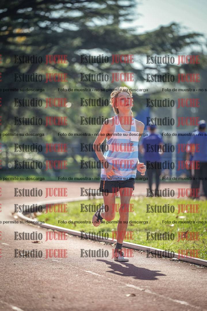 Fotos de los 2400 m llanos de varones
