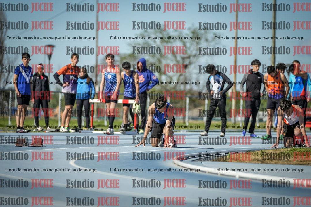 Fotos de los 200 m llanos de varones