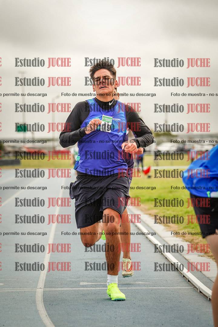 Fotos de los 600 m llanos de varones
