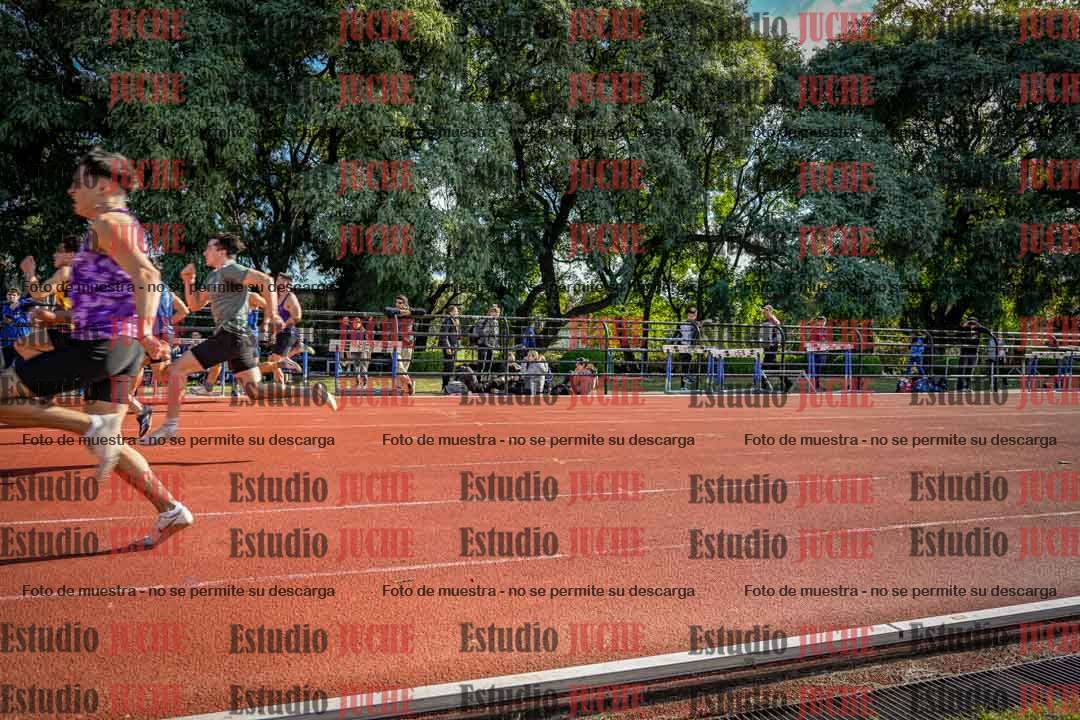 Fotos de los 100 m llanos de varones