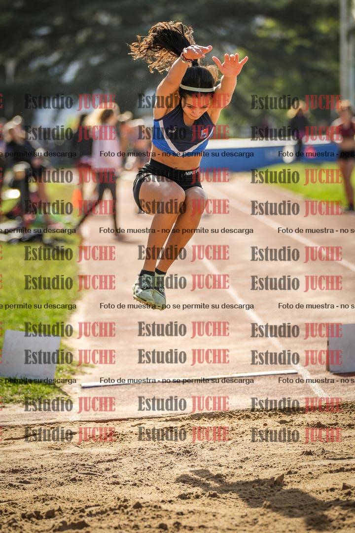 Fotos del salto en largo de mujeres - incluye U16
