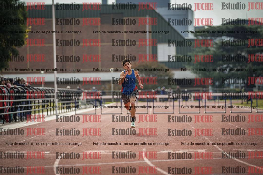 Fotos de los 400 m con vallas de varones