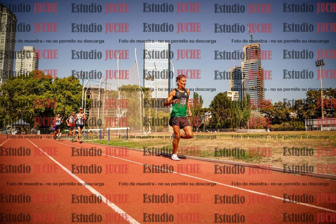 Fotos de los 3000 m llanos de varones