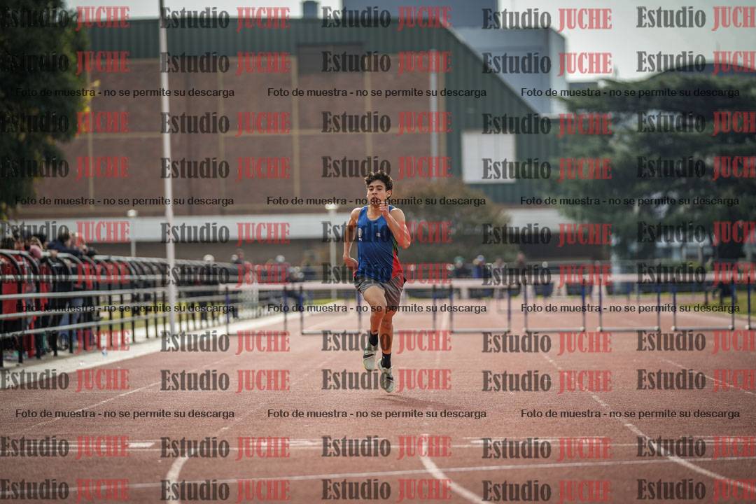 Fotos de los 400 m con vallas de varones