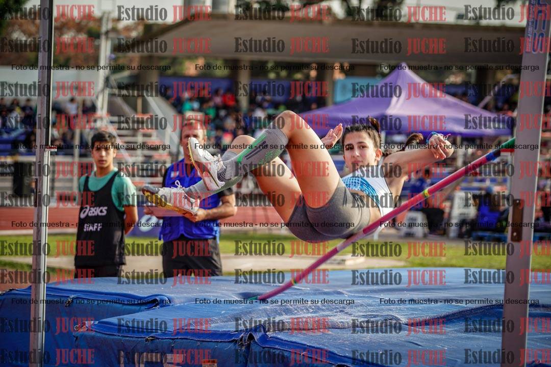 Fotos del salto en alto de mujeres