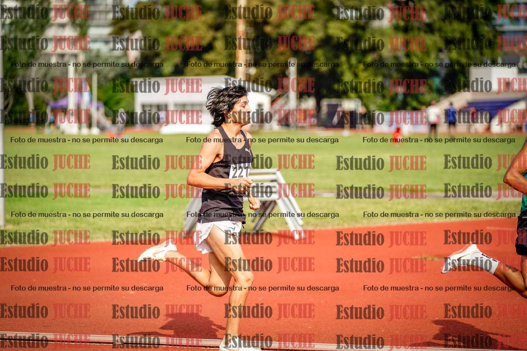 Fotos de los 3000 m llanos de varones