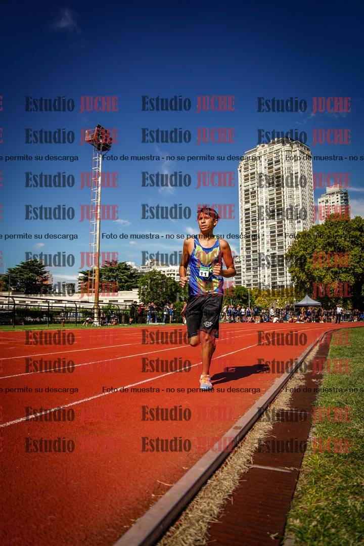 Fotos de los 2400 m de varones