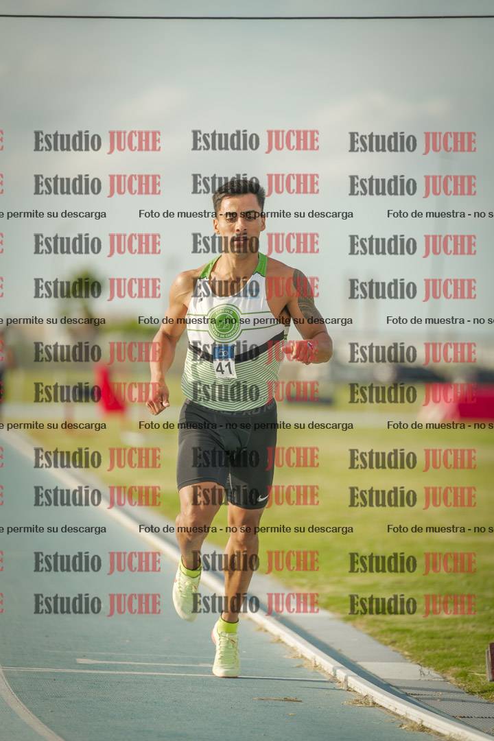 Fotos de los 800 m llanos de varones