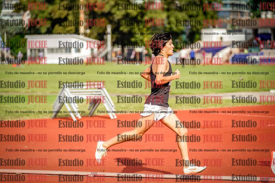 Fotos de los 3000 m llanos de varones