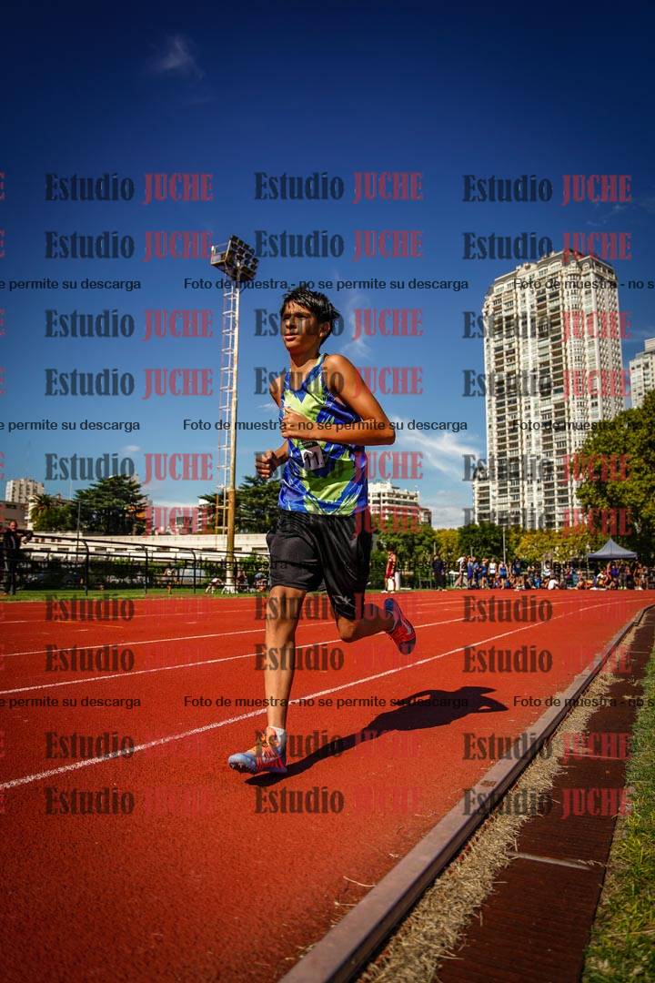 Fotos de los 2400 m de varones