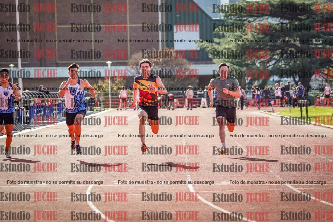 Fotos de los 100 m llanos de varones