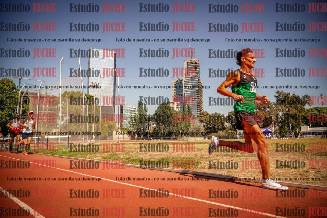 Fotos de los 3000 m llanos de varones