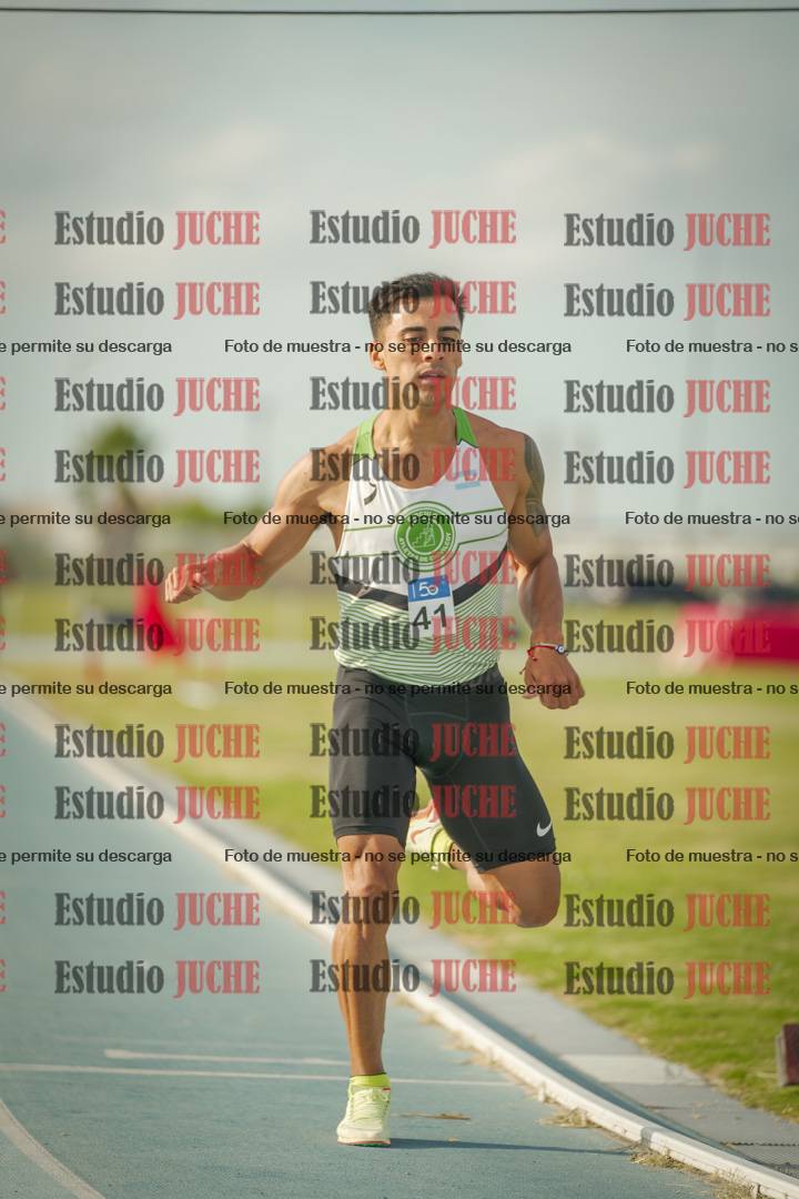 Fotos de los 800 m llanos de varones