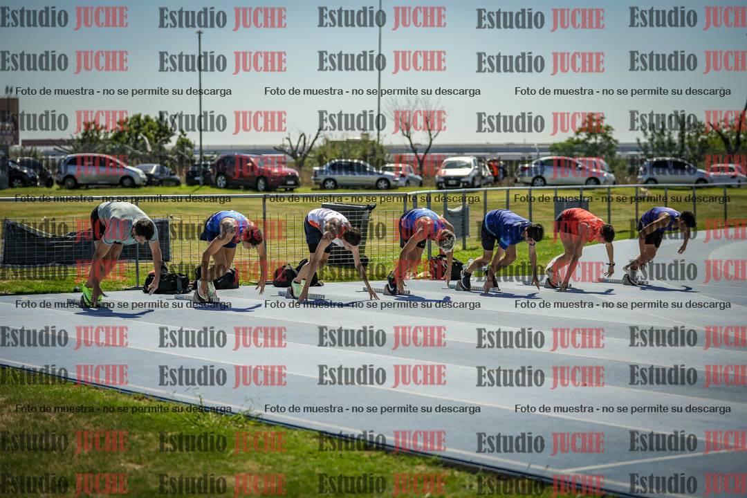 Fotos de los 110 m con vallas de varones - serie 1