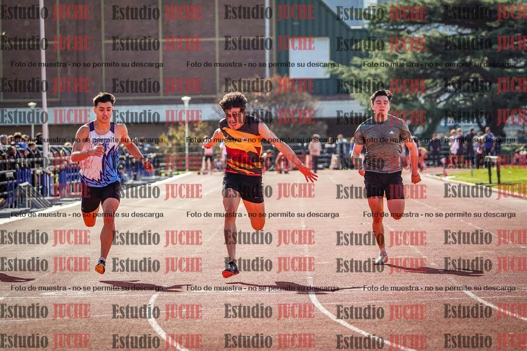Fotos de los 100 m llanos de varones