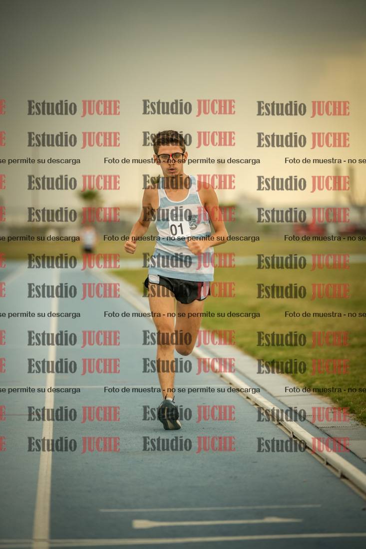 Fotos de los 600 m llanos de varones