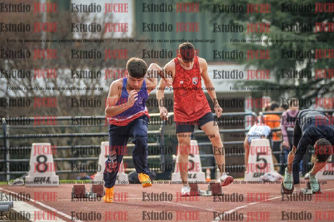 Fotos de los 100 m llanos de varones