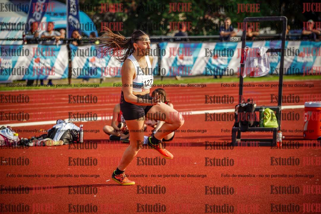 Fotos del salto en alto de mujeres