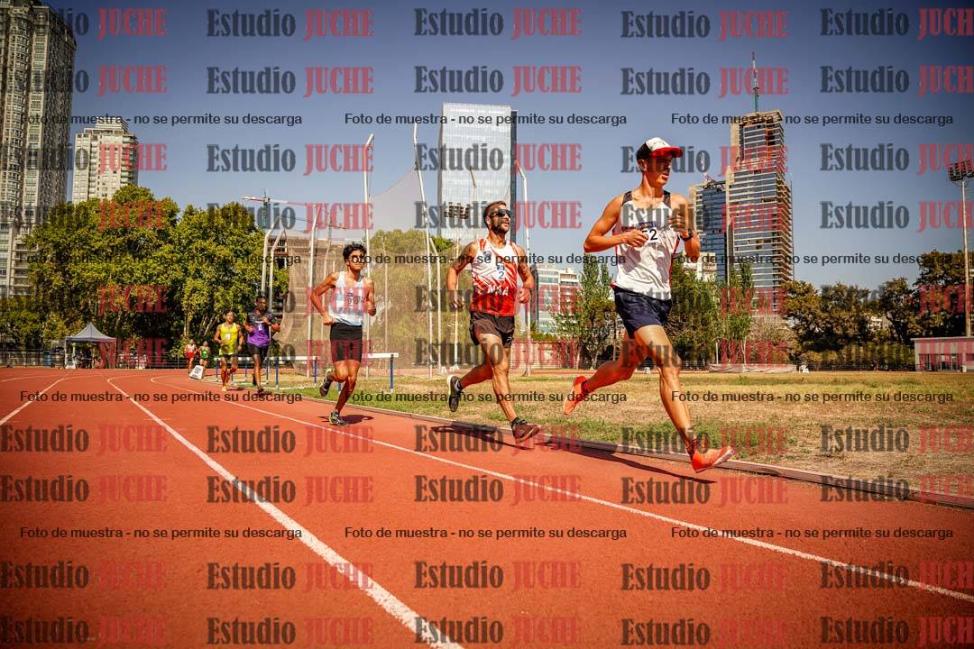 Fotos de los 3000 m llanos de varones