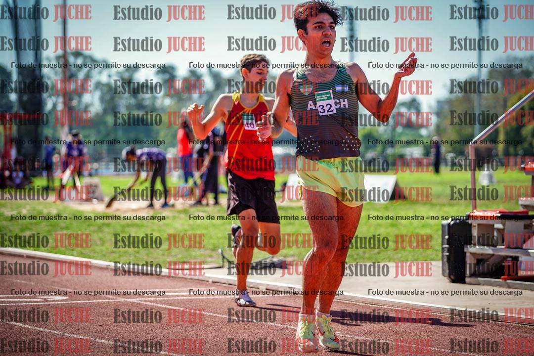 Fotos de los 800 m llanos de varones