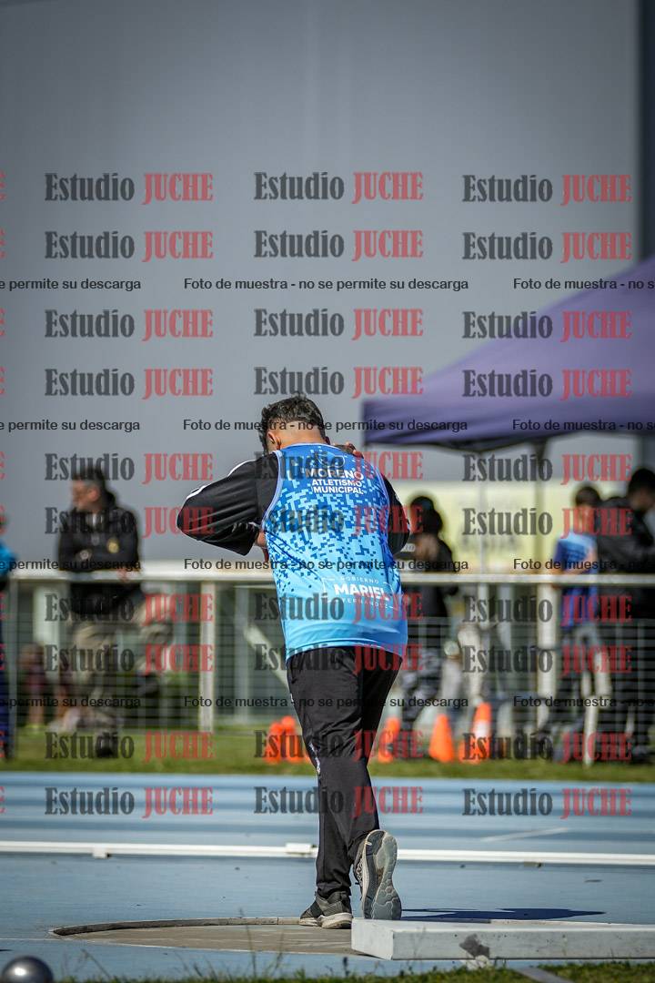 Fotos del lanzamiento de bala de varones