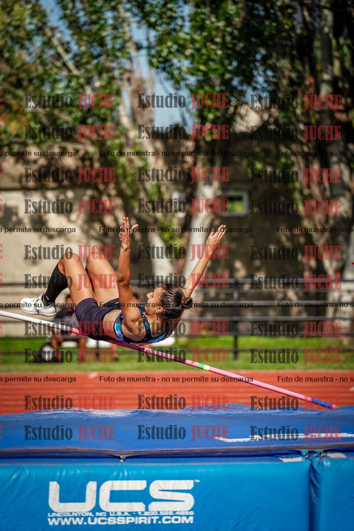 Fotos del salto en alto de mujeres