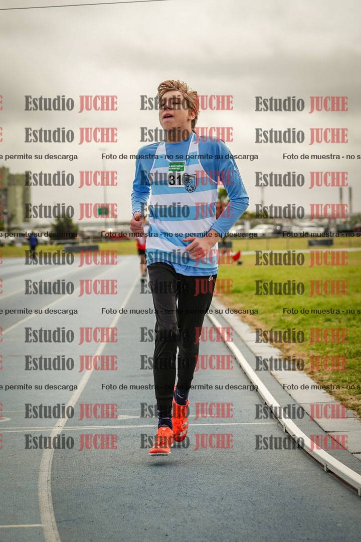 Fotos de los 600 m llanos de varones