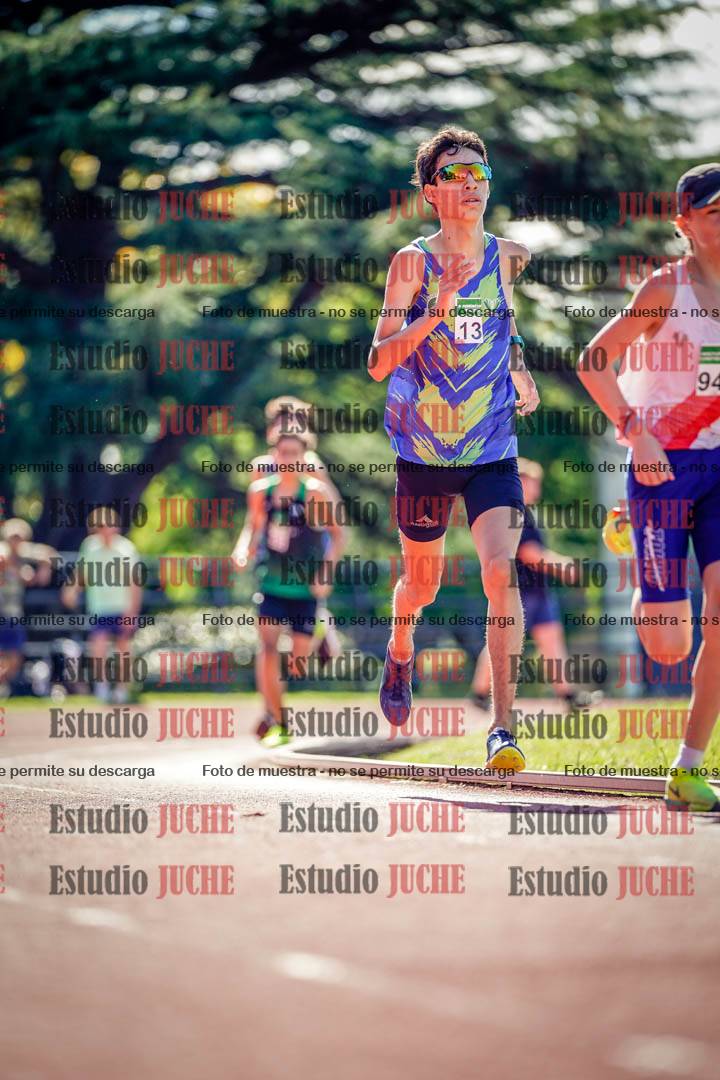 Fotos de los 2400 m de varones