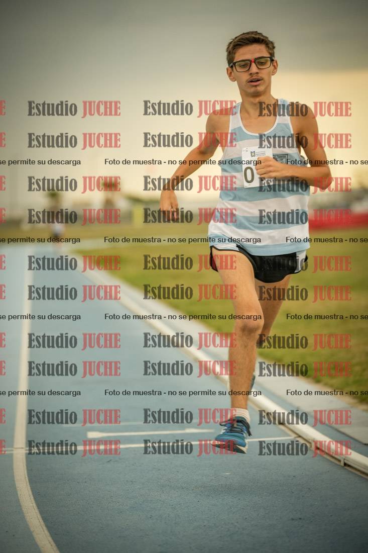 Fotos de los 600 m llanos de varones