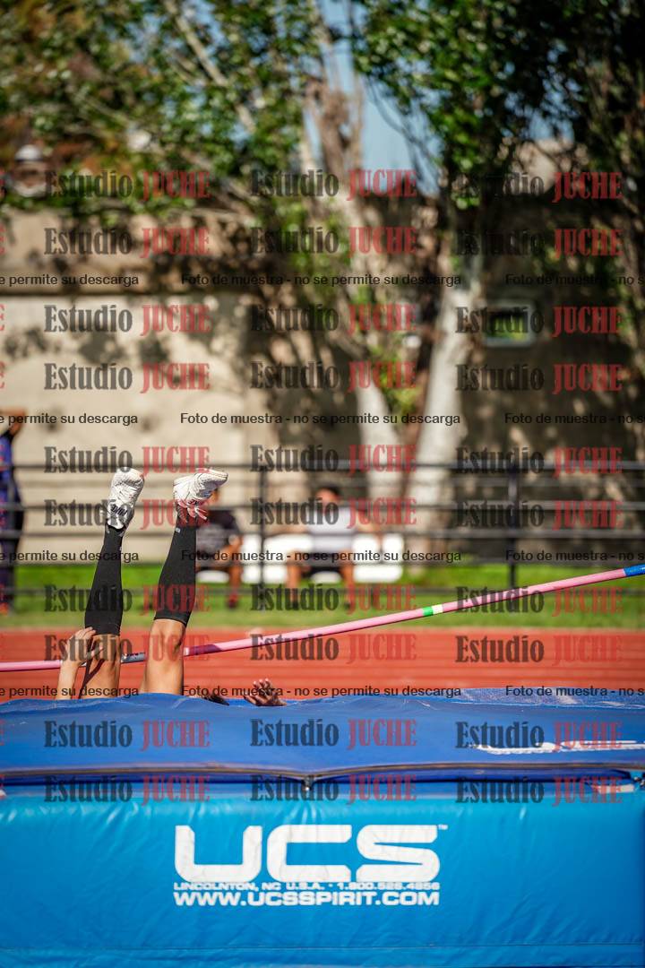 Fotos del salto en alto de mujeres