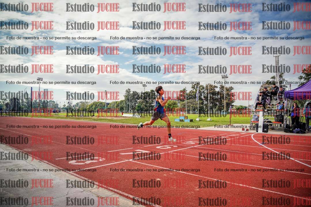 Fotos de los 400 m con vallas de varones