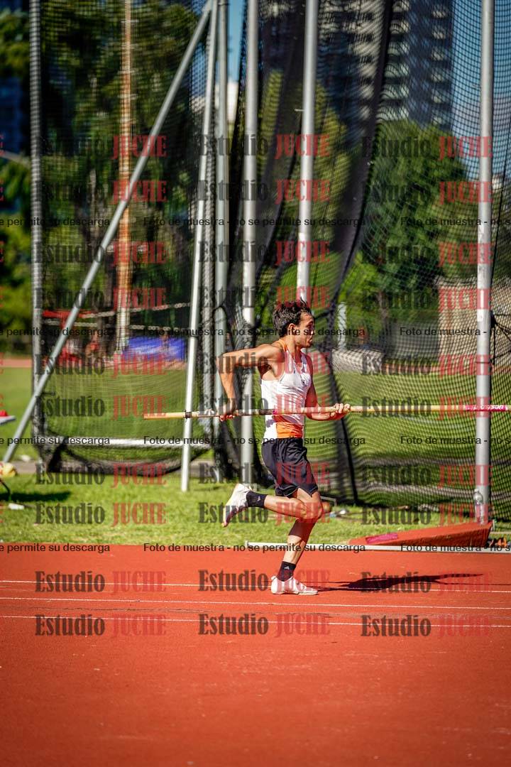 Fotos del salto triple de mujeres y varones