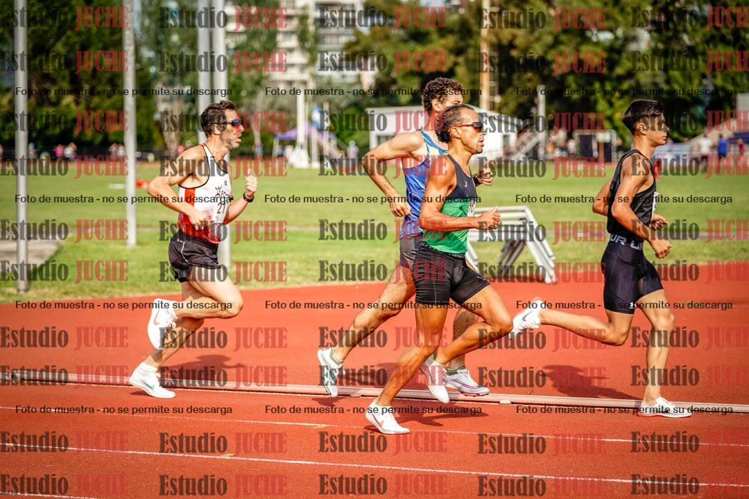 Fotos de los 3000 m llanos de varones