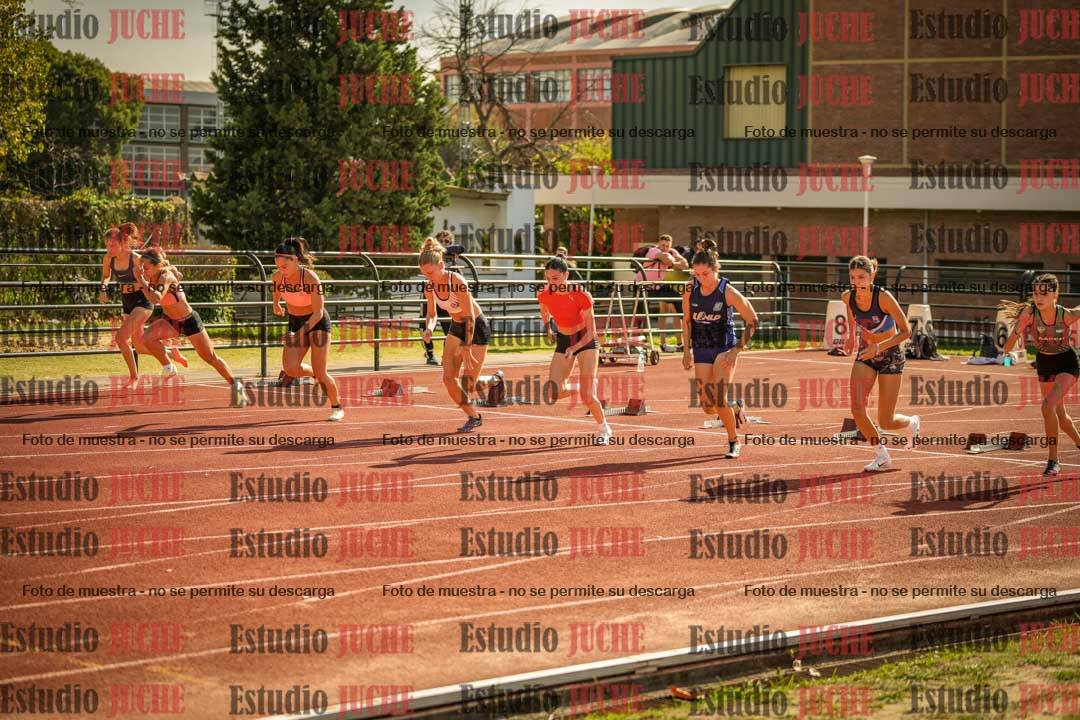 Fotos de los 100 m con vallas de mujeres