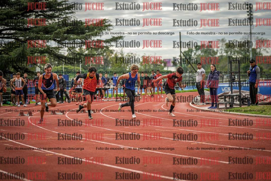 Fotos de los 100 m llanos de varones